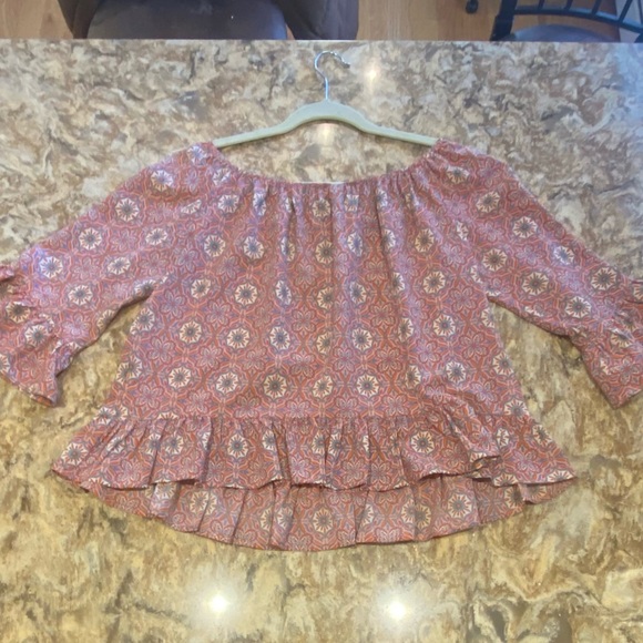 Women’s Sanctuary Clothing ¾ Bell Sleeve Top - Picture 2 of 5